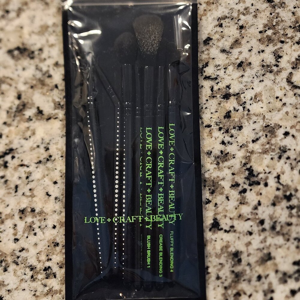 Lovecraft Beauty makeup brush set